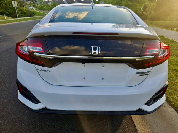 2018 Honda Clarity Touring Plug-In Hybrid SOLO 50 MILLAS BAJAS - $15,000 (Indian Trail/Charlotte)63613431120513124