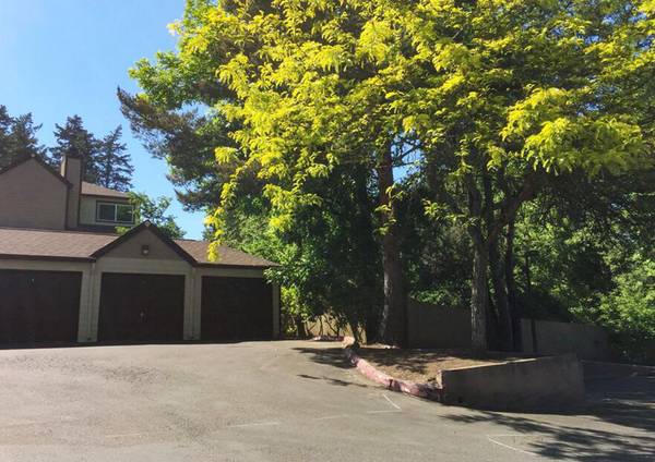 $1,550 / 1br - 3 MONTHS UTILS INCLUDED - Within Minutes of Schools, Parks & Shopping (Beaverton)63999314991875124