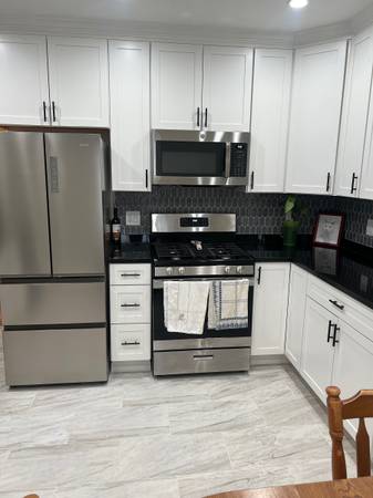 $1.250 / 1 dormitorio - 100 pies² - Habitación amueblada en East Boston, todos los servicios incluidos (East Boston)63227451612675122