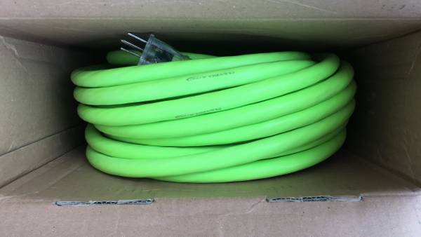 Cable de extensión exterior de calibre 10 - 50 pies - $100 (Woburn)63435665600515122