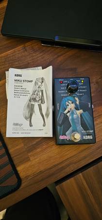 Korg Miku Stomp guitar effects pedal 1