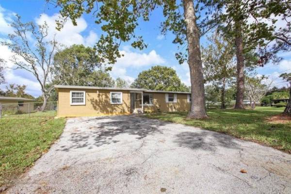 $1,150 / 2br - 🏡 Modern 2-Bedroom / 2-Bath Home | Pet-Friendly | Great Location! (Jacksonville)64005271013762120