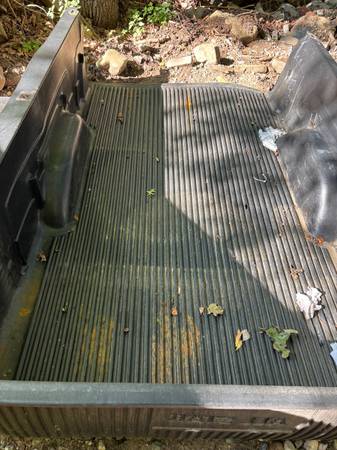 Chevy Silverado bedliner 1