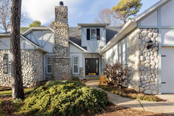 $379,900 / 3br - 2119ft2 - Make your Holiday your HOME, at Holiday Island, AR  (FSBO) (Holiday Island)64037557264131120