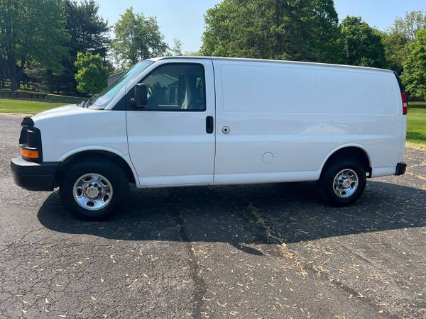 2012 Chevy Express 2500 * 122,000 Millas *Financiamiento Disponible - $14,995 (BEAVER FALLS)63654695090435121