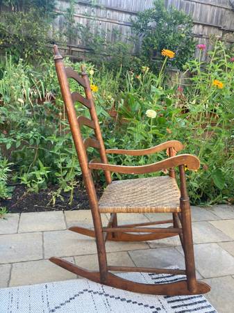 Early American Shaker Rocking Chair 1