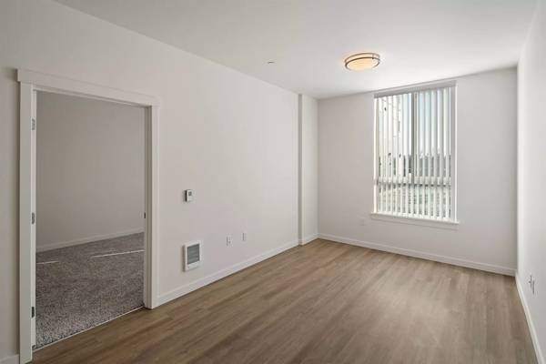 $2.055 / 2 hab - 700 pies² - ¡Exactamente lo que querías! Un excelente apartamento de 2 habitaciones y 1 baño en SeaTac (SeaTac: a 6 minutos del Aeropuerto Internacional de Seattle-Tacoma)63408954268161121