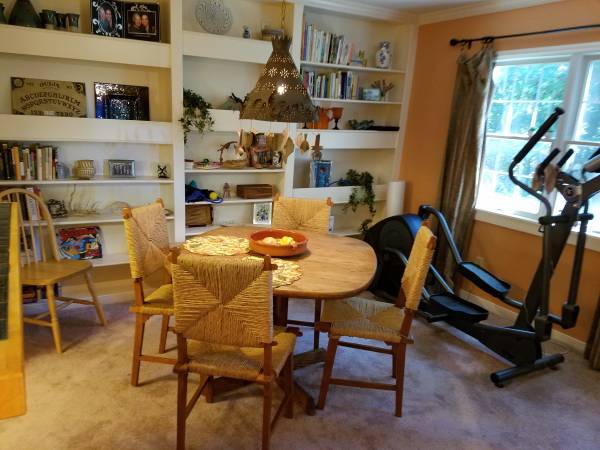 $1,600 / 1br - 770ft2 - Lovely Apartment for Short Term Rental (Oakland)63868153359747122