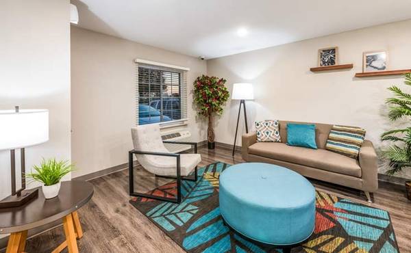 $1,499 / 1br - Exclusive Offer: Short-Term Stays with No Strings Attached! (2305 N Wilson Rd, Columbus, OH)64620769443715122