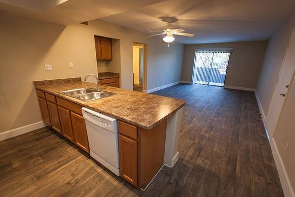 $1,589 / 2hab - 1043ft2 - La Costa en Dobson Ranch - Hermoso de 2 habitaciones, 2 baños en un entorno sereno (Mesa - Dobson Ranch)63623945163779123