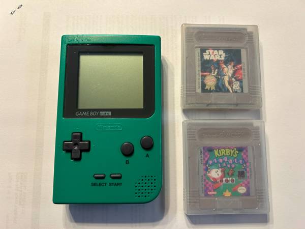 Original Nintendo Game Boy Pocket Green with 2 games Star Wars Kirby 1