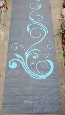 Yoga Mat - Gaiam Grey 1