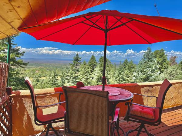 $2,866 / 2 hab - 1550 pies² - PARTE ALTA DEL VALLE DE TAOS, servicios incluidos, alquiler de 6 meses del 12/11/25 al 12/5/26 (Taos)63659884576003121