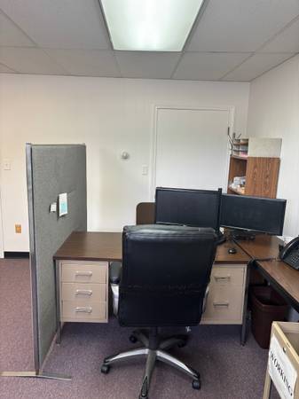$500 / 400 pies² - Oficina profesional de 1 habitación, todos los servicios incluidos, excelente ubicación (Warwick)63348339526145121