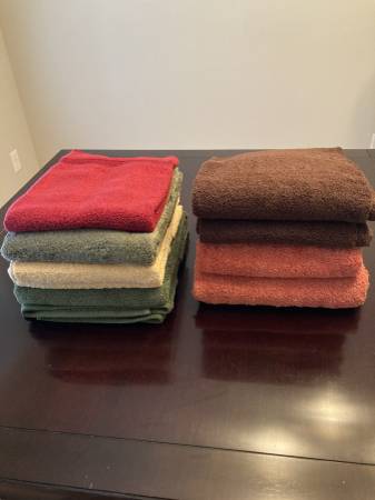 9 New Bath Towels!! 1