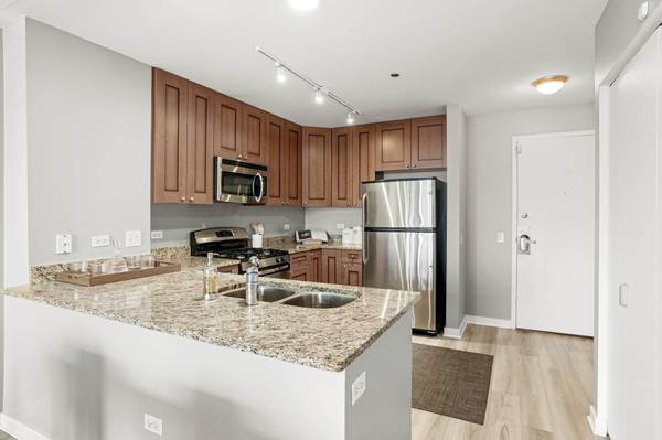 $2,165 / 1br - Ultra One Bedroom-W/D in unit, Gym, Work/Relax Lounge-South Loop (South Loop)63959876832898120