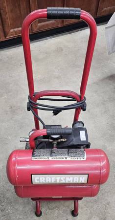 Twin Stack Air Compressor - 1 HP - 4 Gallon - 125 PSI - Oil Lubricated 1