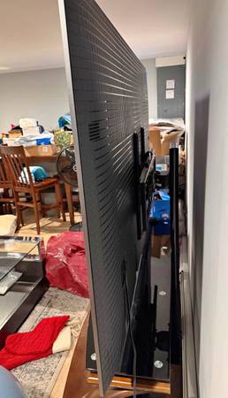 BARELY USED LIKE NEW 77” SONY BRAVIA 8 OLED TV 1