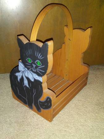 Wood Basket! Cat Theme! 1