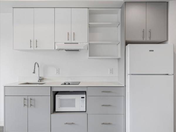 $1,380 / 2br - 637ft2 - Stunning Studios! Unbeatable Value and Location. RENT SPECIALS! (Portland, Humboldt, Piedmont, King, Northeast Portland)63672637015811121