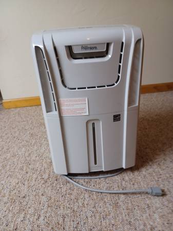 Danby Premiere Energy Star Dehumidifer 1