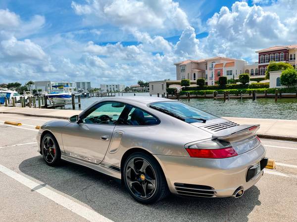 Porsche 911 Turbo Coupe automático Tiptronic del 2002 - $42,500 (Nápoles)63470258685953121