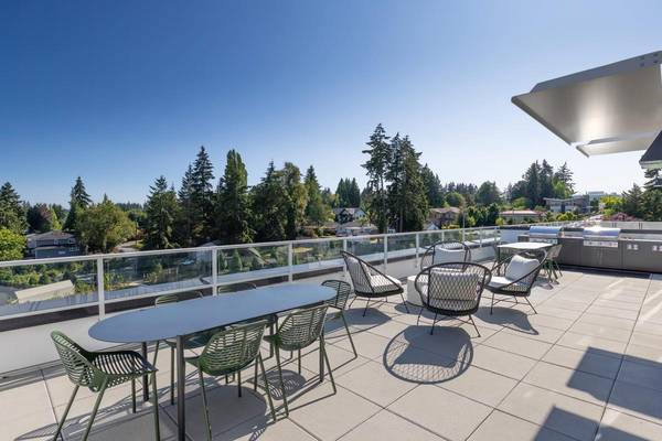 $2,115 / 1br - 526ft2 - Ideal, 1 BR /1 BA  Income Qualified with Direct Access to I-405 (Downtown Bellevue)63874307356547121