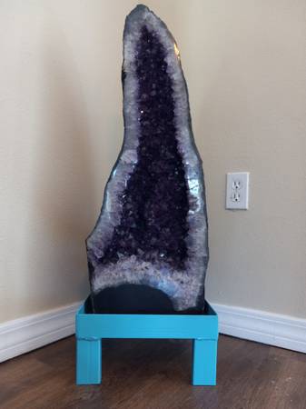 XL Amethyst Cathedral 97.8lbs. - $1,200 (Midway)63469925427201121