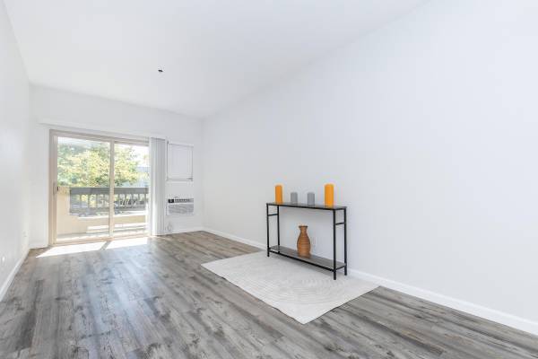 $3,098 / 2br - 920ft2 - 2/BD 2/BA, Air Conditioning, Balcony or Patio (san jose west)63682851504131123