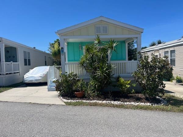 $79,995 / 2br - 928ft2 - Casa estilo Key West en una zona muy deseable!! Totalmente amueblada! (Pelican Bay, Micco)63923536958723121