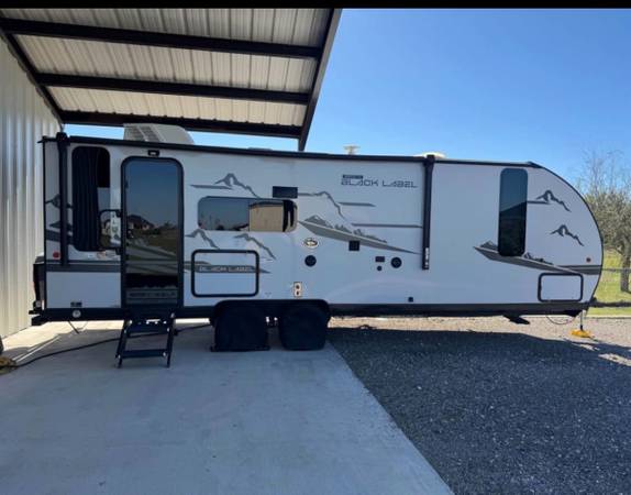 💎2023 Cherokee Grey Wolf Black Label 23MKBL – Fully Loaded & Adventure Read 1