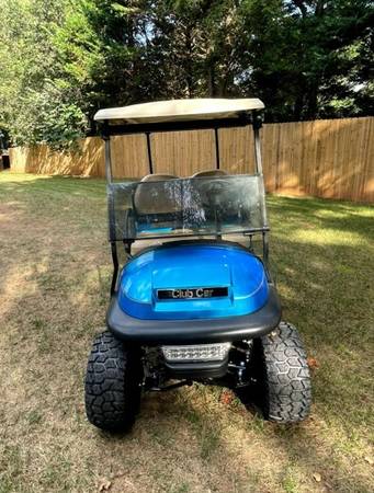 2014 ELECTRIC GOLF CART 4 SEATS. 1