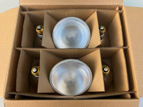PHILIPS HALOGEN LIGHT BULBS 1