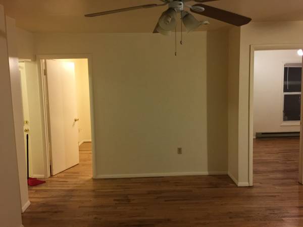 Large 2 Br/ 1 Ba Apartment in Downtown Brunswick 1