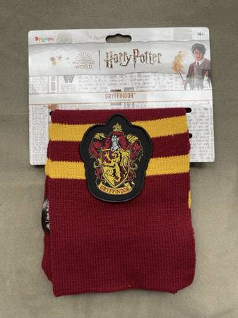 Harry Potter Halloween costume Gryffindor scarf NEW 1