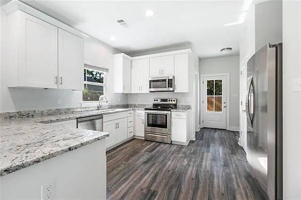 $1,100 / 3br - Amplio de 3 habitaciones y 2 baños con ventanas de doble vidrio (Slidell, LA)63791870469761120