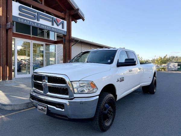 2018 RAM 3500 SLT Crew - Photo 2