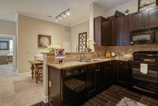 $1,965 / 2br - 1126ft2 - Style and Luxury at IMT Franklin Gateway. 2 bed / 2 bath / 1126 sq ft! (Franklin - North)63924811331843120