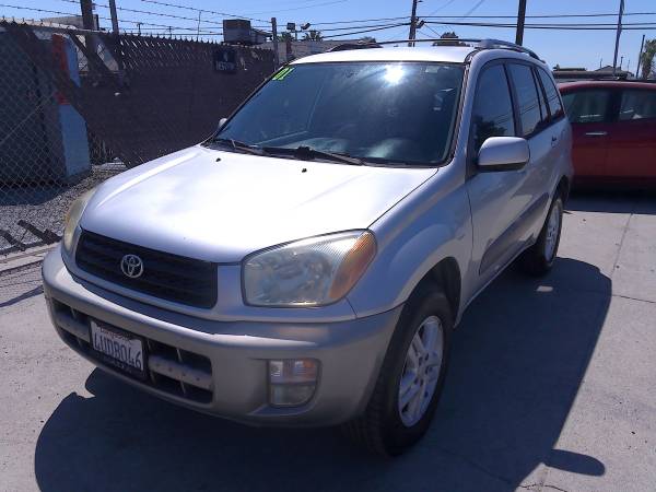 2001 Toyota RAV4 L 2WD - $3.995 (brentwood / oakley)63470897475459121
