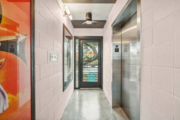 $150 / 1br - 350ft2 - Boutique Rooms Available for Nightly Rental- Vera Hotel (Folly Beach)64015945475331121