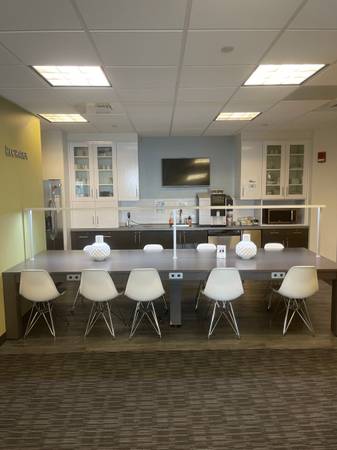 $348 Private Office, in the Ren Cen! (Detroit)64018940730883121