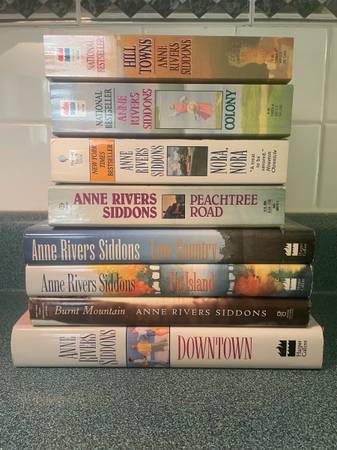 Lot of 8 Anne Rivers Siddons 1
