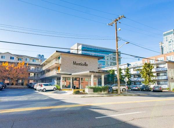 $1,254 / 1br - 384ft2 - Discover Monticello First Hill: Ideal Apartments in Seattle's Heart63929302421635121