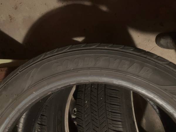 Goodyear Assurance 235/45R18 1