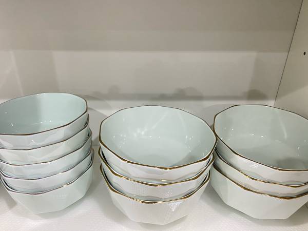dinnerware set 1