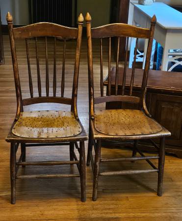Rustic Chair Set 1