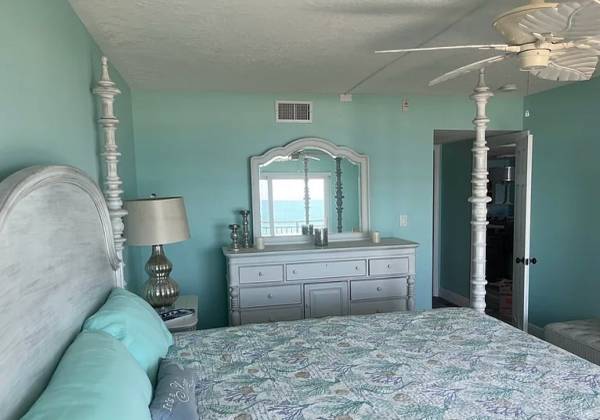 $85 / 2br - 1240ft2 - Windward (Cocoa Beach)63823721987585124
