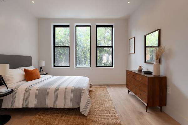 $5,600 / 2br - 🌟 Bedford L-Train 2 Bed 2 Bathroom w/ Backyard Prime Williamsburg! (Williamsburg)64033456958209122