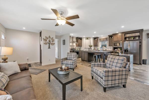 $144,000 / 3br - 1493ft2 - Champion Redman Catena II Available! (Somerset, PA)63896037555714124