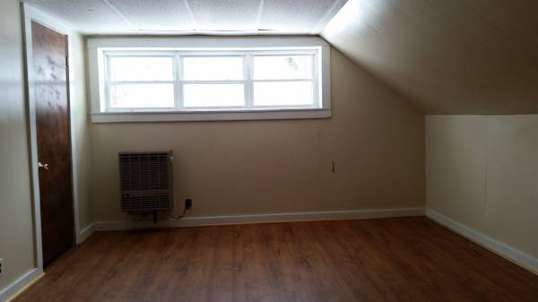 $800 / 1br - 6 Maddox (Lyndonville)63784662930817120